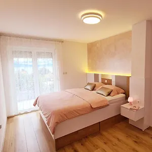  Apartment Karamarko